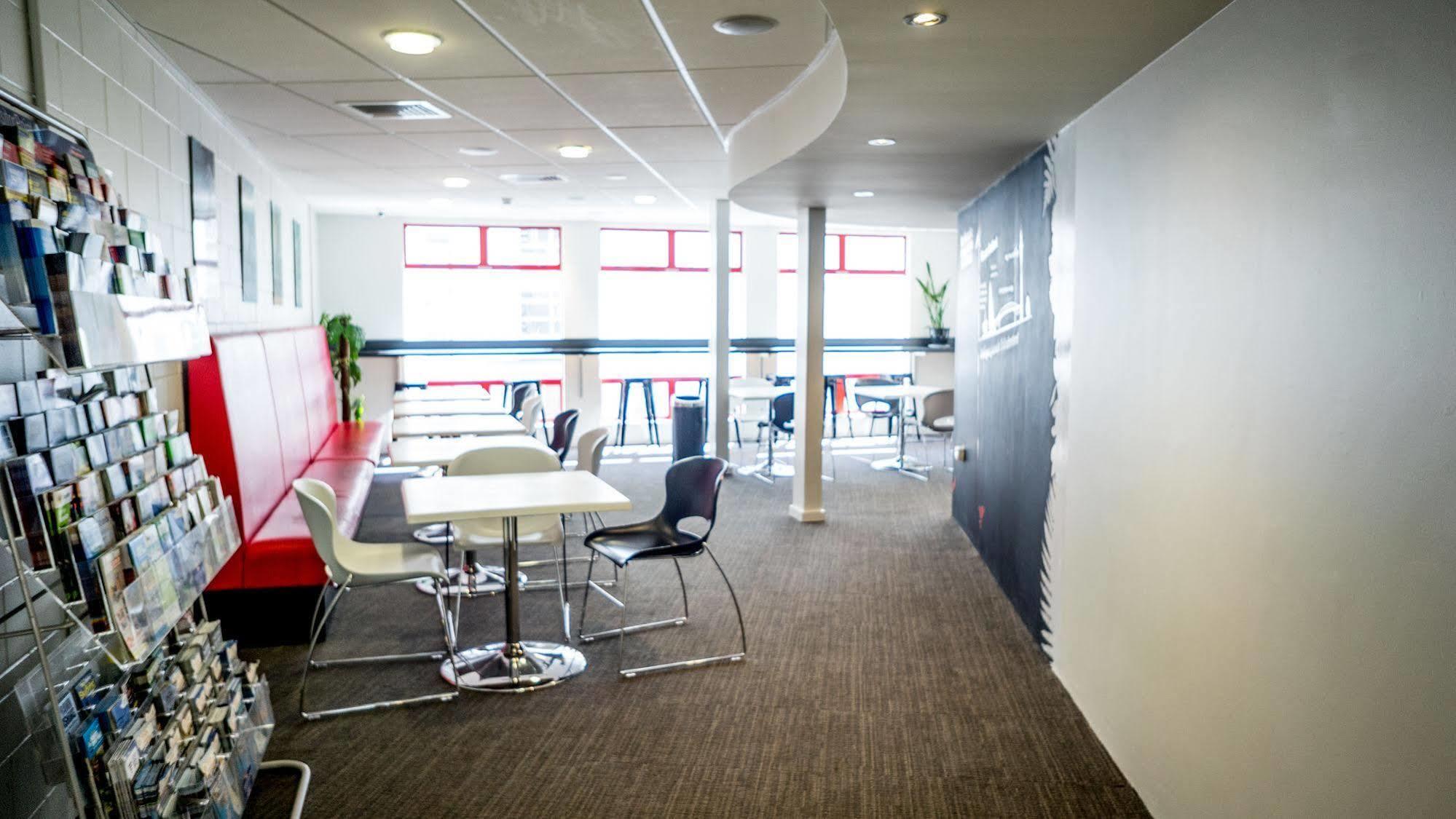 Yha Auckland City Екстериор снимка